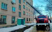 В Донском загорелась пятиэтажка. Эвакуировали 12 человек