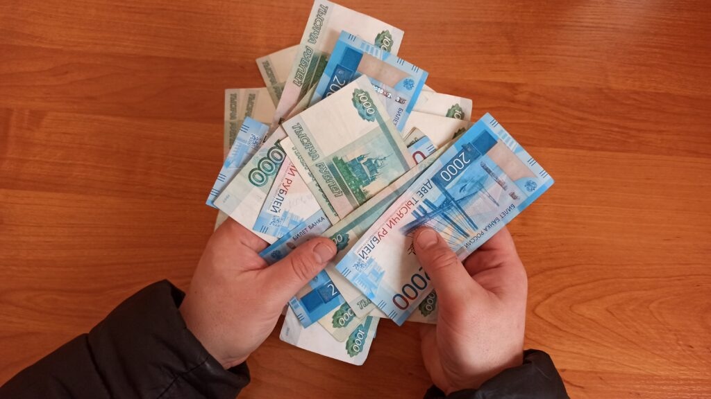 Рыба уходит в Китай, а цены растут в Туле: парадоксы российского экспорта