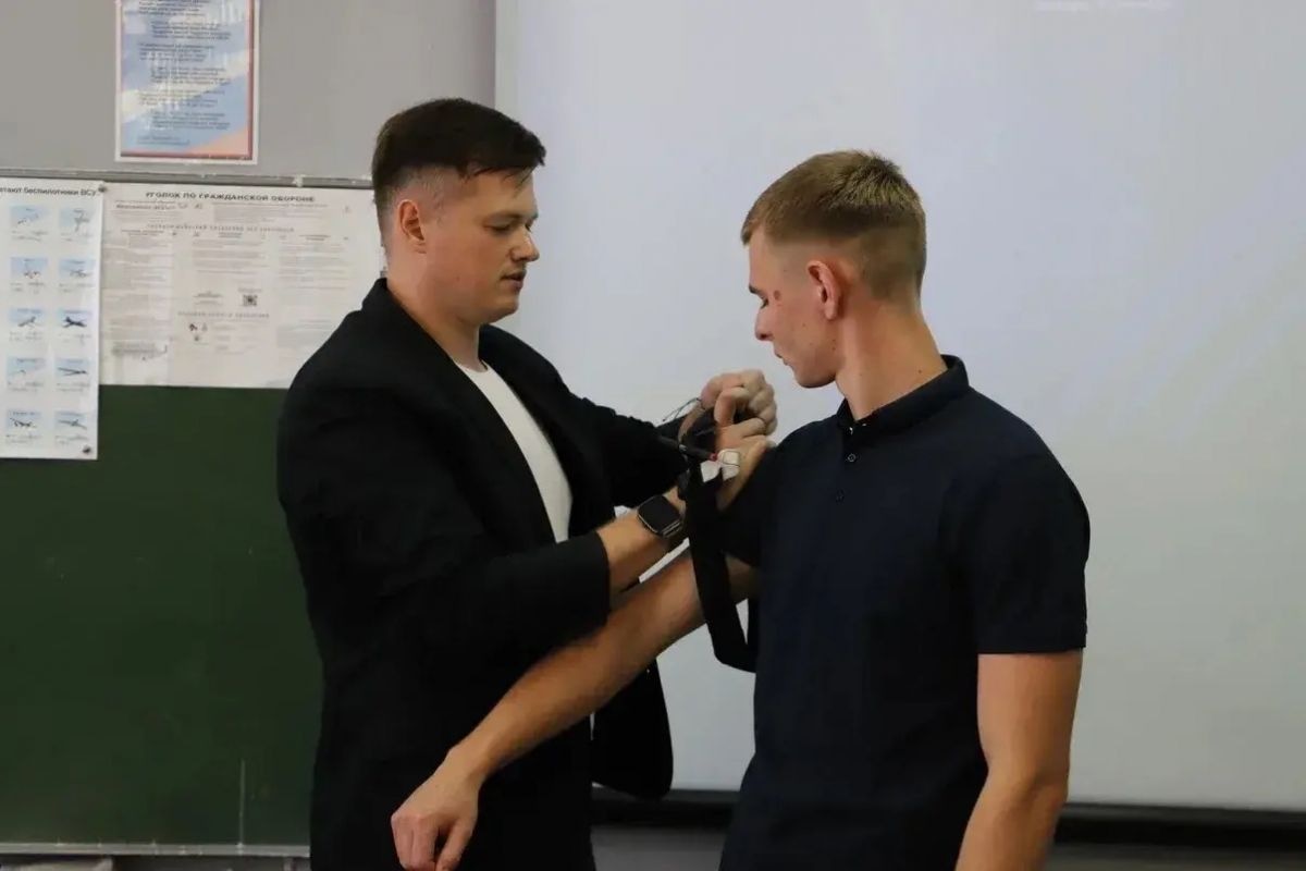 В Одоеве участники СВО провели урок мужества для школьников