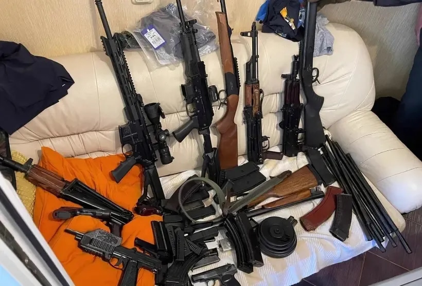 В Тульской области прошли обыски в рамках операции против нелегальных оружейников