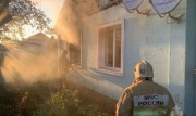 Тульские спасатели потушили пожар в жилом доме в Узловском районе