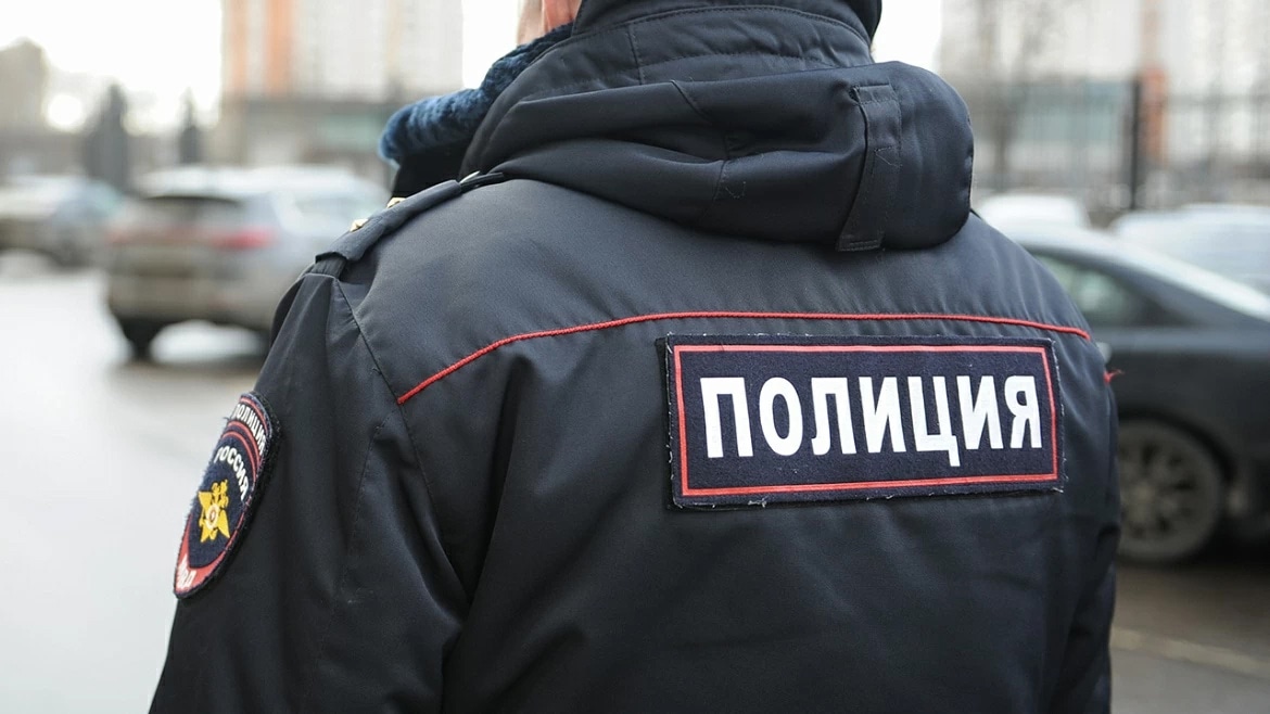 Жительницу Новомосковска оштрафовали на 1 000 рублей за ложный вызов полиции